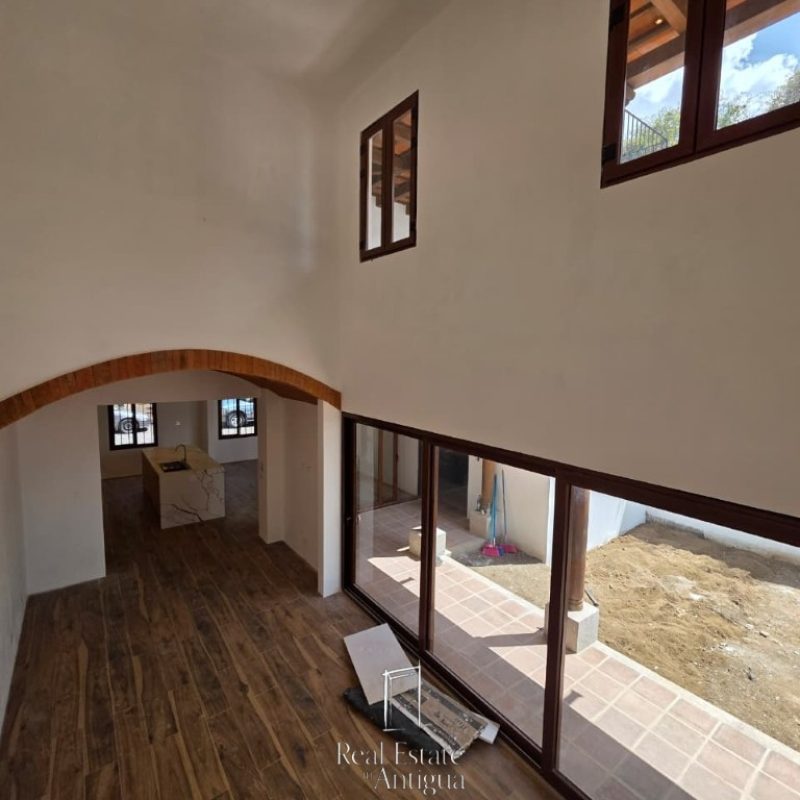 Live the Dream of Customizing Your Home in an Exclusive Setting!