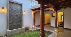 Esta bella casa está a 5 cuadras de la Catedral