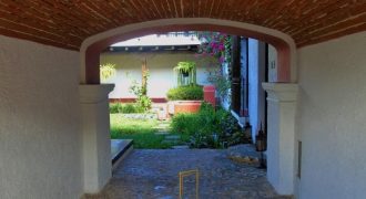 Cozy Loft Rental in Las Gravileas, Antigua Guatemala