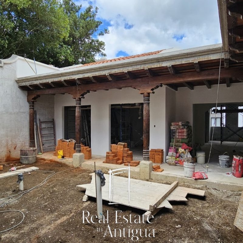 Serenity and Splendor: Home with Stunning Views in Guatemala