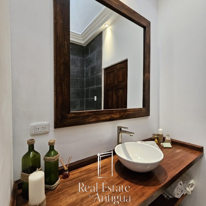 Hermosa casa en venta a 18 minutos del centro de Antigua Guatemala