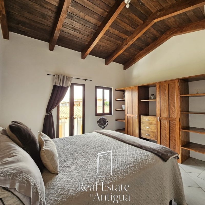 Beautiful House for sale 18 Minutes from the Centre of Antigua Guatemala