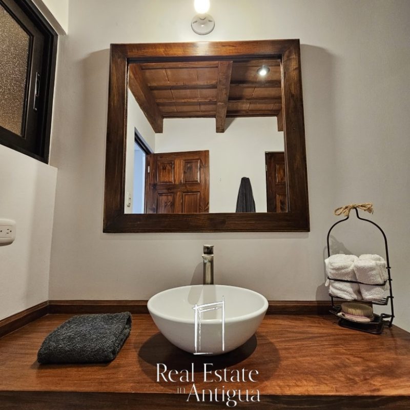 Hermosa casa en venta a 18 minutos del centro de Antigua Guatemala