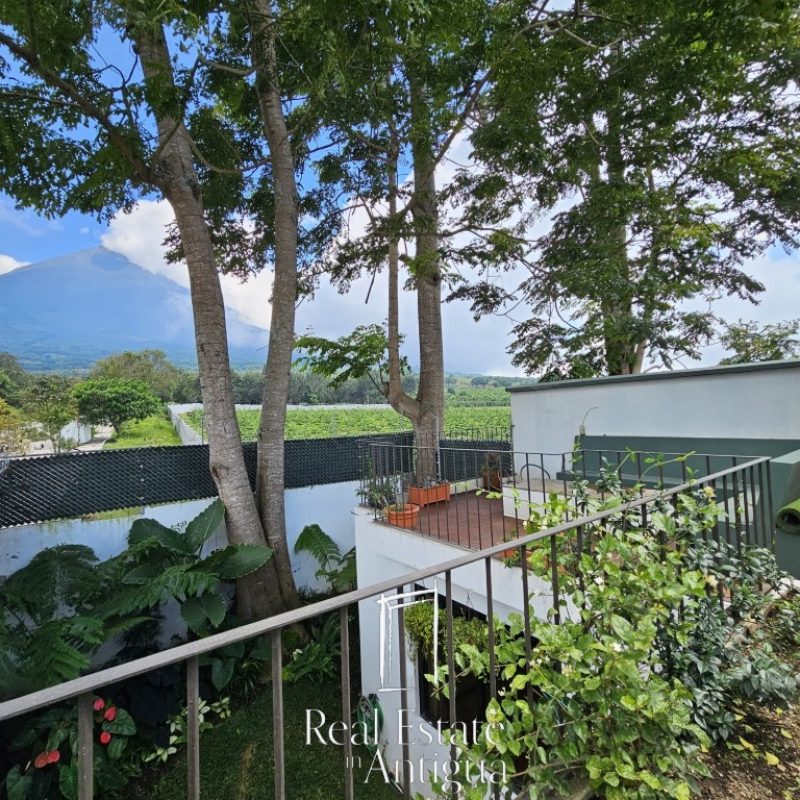 Hermosa casa en venta a 18 minutos del centro de Antigua Guatemala