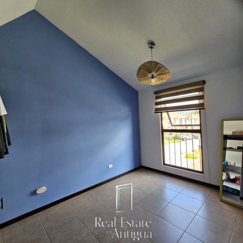 Casa en Renta sin Muebles a Solo Minutos de Antigua Guatemala, Ideal para su Comodidad
