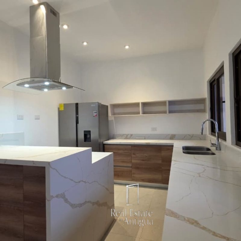 House Ideal for a Full and Tranquil Life