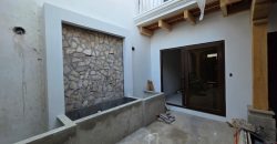 House Ideal for a Full and Tranquil Life