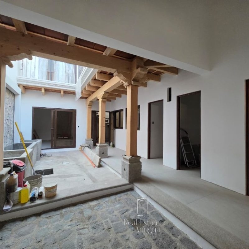 House Ideal for a Full and Tranquil Life