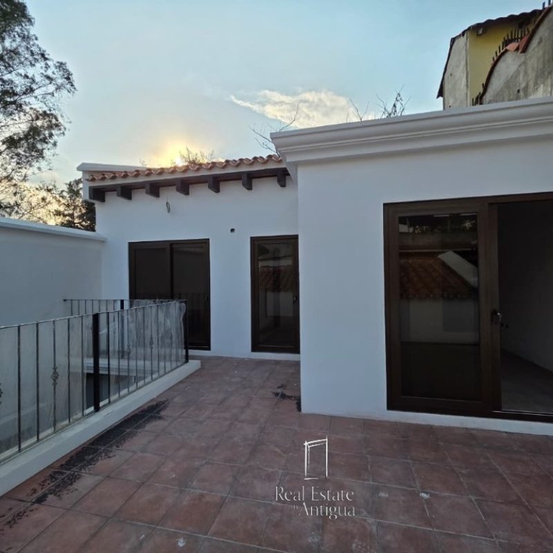 House Ideal for a Full and Tranquil Life