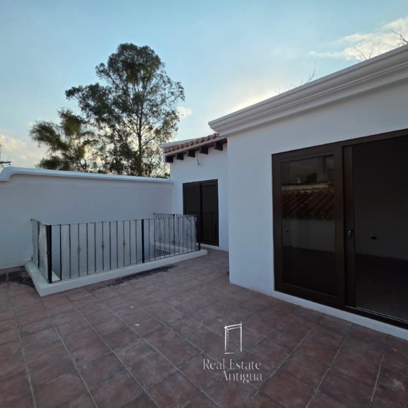 House Ideal for a Full and Tranquil Life