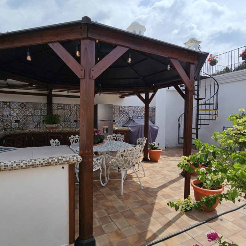 Hacienda del Comendador, Casa Amueblada en Venta