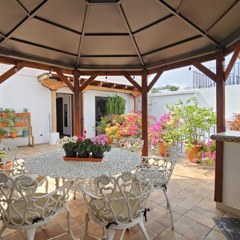 Hacienda del Comendador, Casa Amueblada en Venta