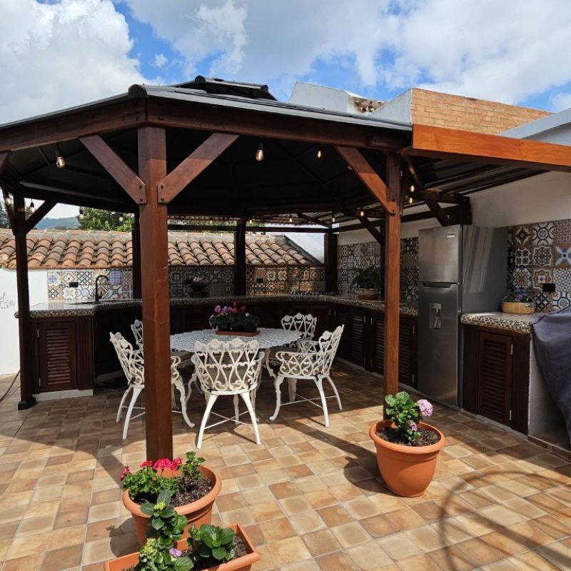 Hacienda del Comendador, Casa Amueblada en Venta