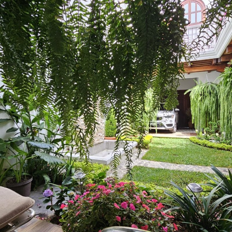 Hacienda del Comendador, Casa Amueblada en Venta