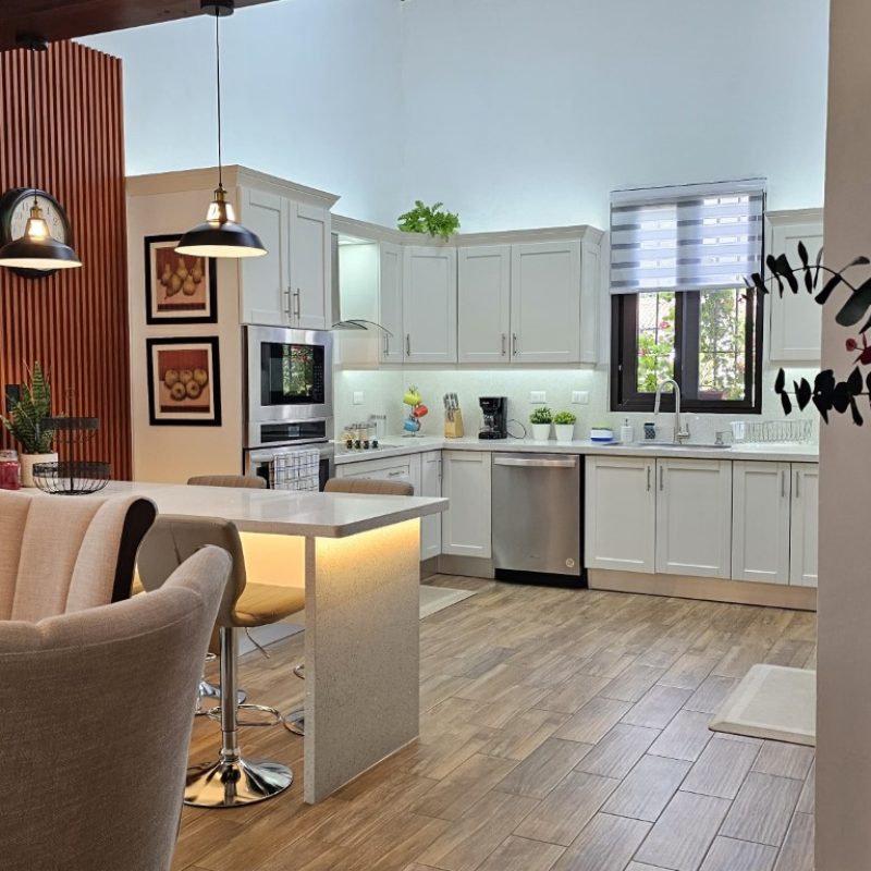 Hacienda del Comendador, Casa Amueblada en Venta