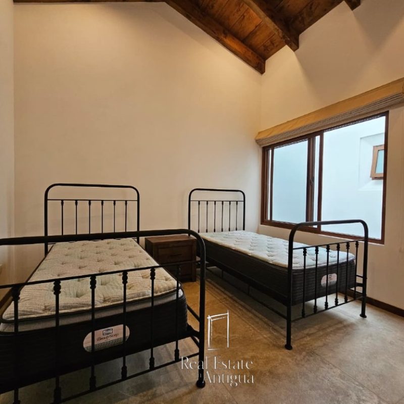 Casa en venta a metros de Antigua Guatemala