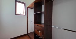 Casa de un nivel, 2 dormitorios de 180m2