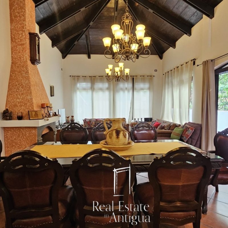 Excepcional Casa en Antigua Gardens