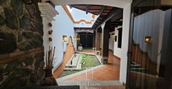 Excepcional Casa en Antigua Gardens