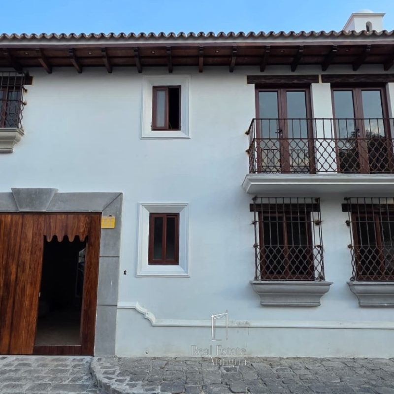 Refuge of Elegance in Hacienda del Comendador