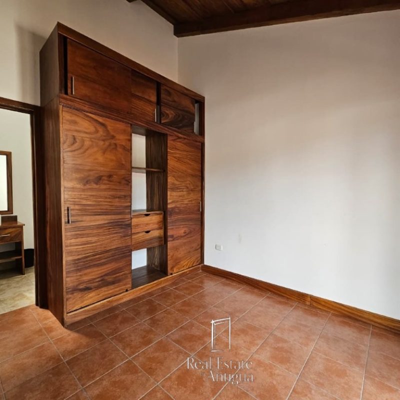 Residence for Rent with Exclusive Amenities