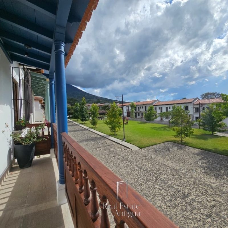 House in an exclusive condominium 20 minutes from Antigua Guatemala