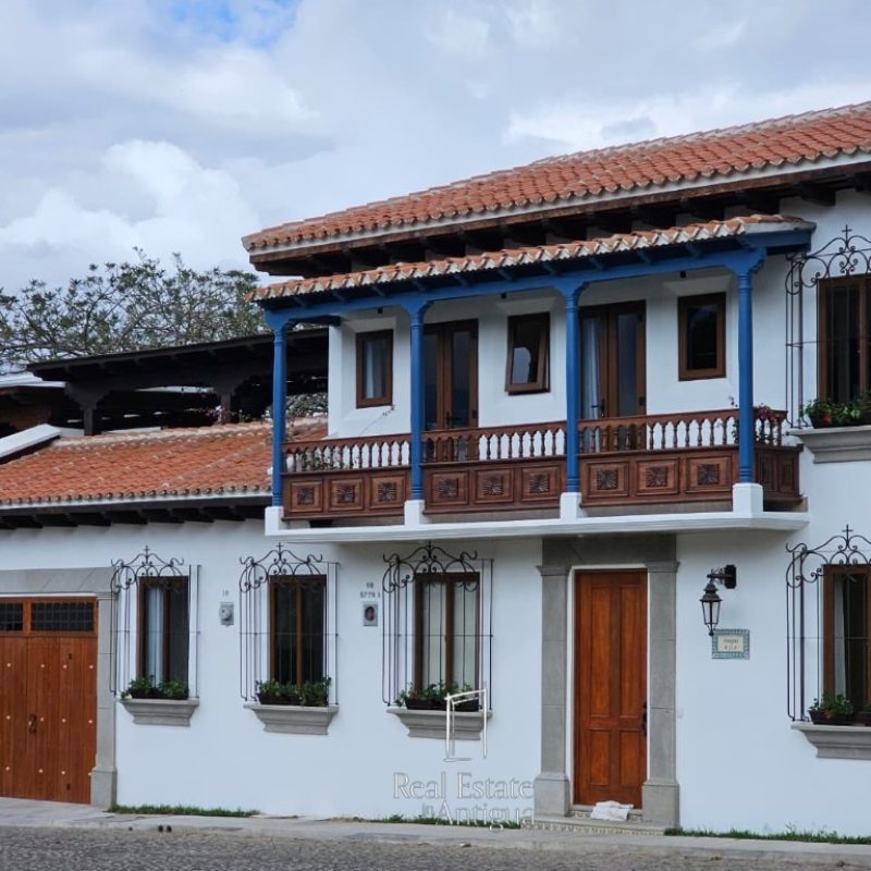 House in an exclusive condominium 20 minutes from Antigua Guatemala
