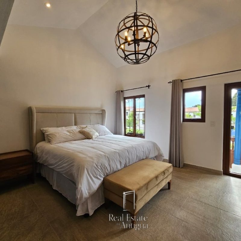 House in an exclusive condominium 20 minutes from Antigua Guatemala