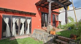 House for rent in San Pedro Las Huertas condominium with large garden and 4 bedrooms