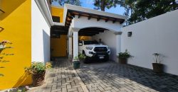 Casa Moderna con Vistas a los Volcanes – Residencial a 18 minutos de La Antigua