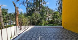 Modern House with Volcano Views – Residential Area 18 Minutes from La Antigua