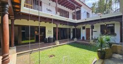 Spacious Mirror-Style House with Luxury Finishes