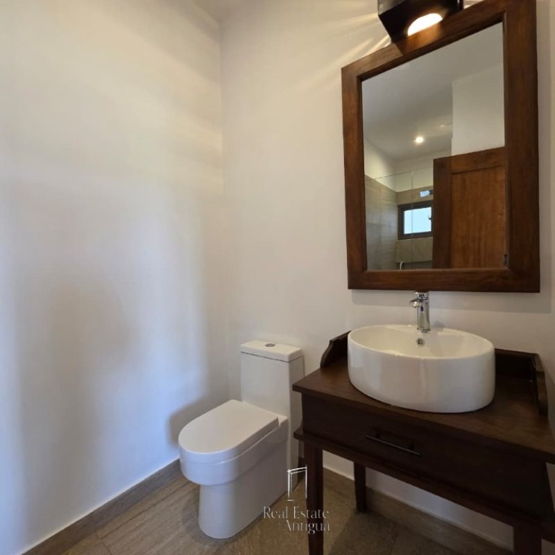 Property with beautiful views and a spacious garden