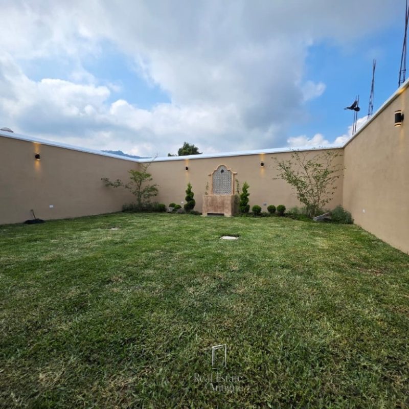 Property with beautiful views and a spacious garden
