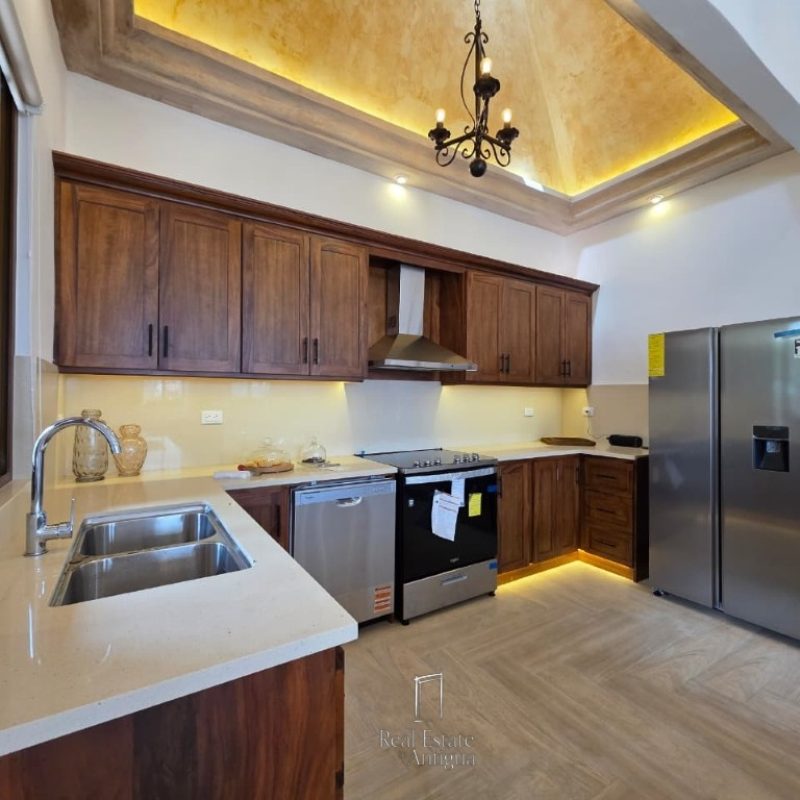Property with beautiful views and a spacious garden