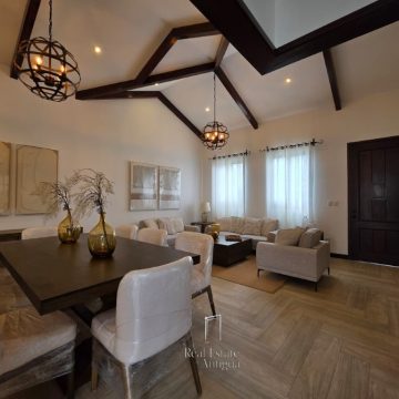 Two-Story Home with 213 m² in La Antigua Estancia