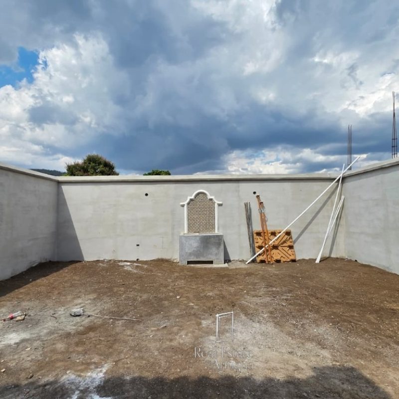 Propiedad en construcción con hermosas vistas