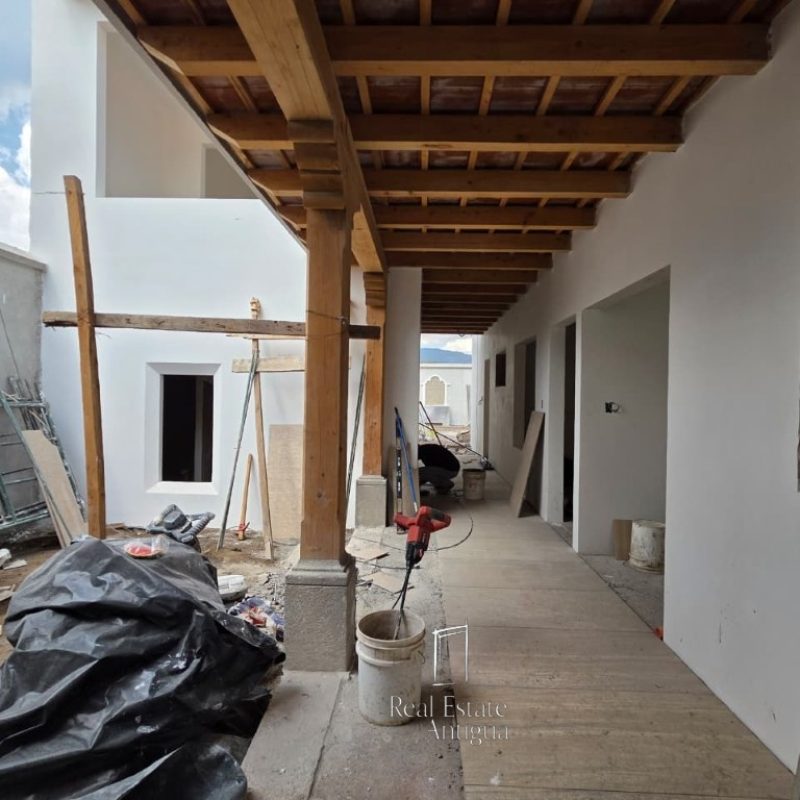 Propiedad en construcción con hermosas vistas