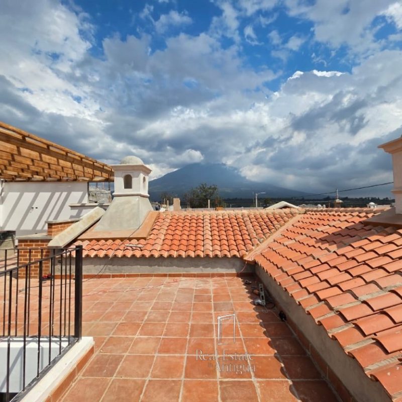 Propiedad en construcción con hermosas vistas