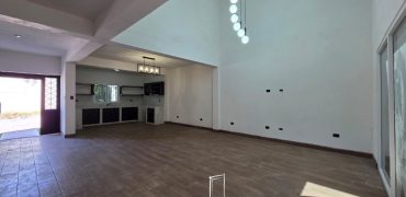 Two-level residence located in the condominium Hacienda San Juan