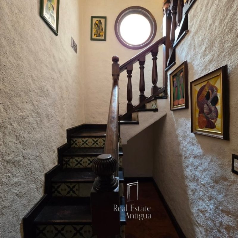 Casa a distancia caminable del Parque Central