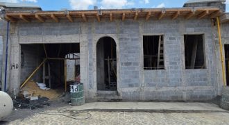 House for Sale with a Terrace and Premium Amenities