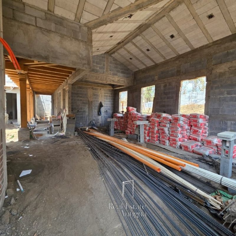 Elegant 3-Bedroom Home in a Luxury Condominium