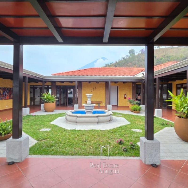 House for Sale in a Condominium – 12 Minutes from Antigua Guatemala