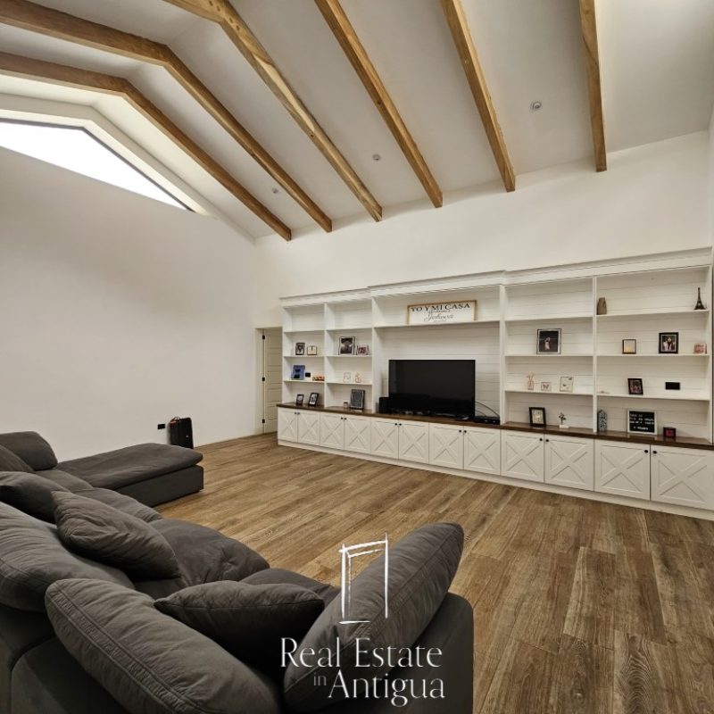 Furnished luxury home for rent near Antigua Guatemala