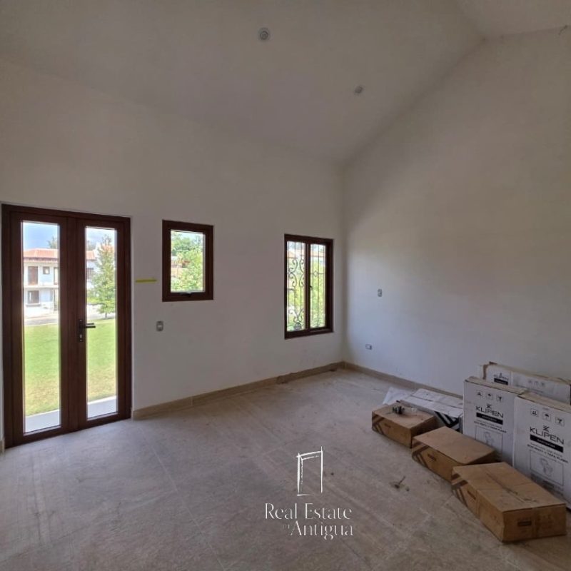 Beautiful Park-Facing Corner Home with Garden, Pool & Pergola