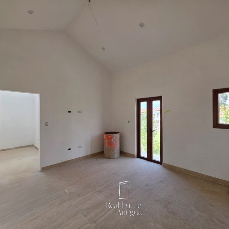 Beautiful Park-Facing Corner Home with Garden, Pool & Pergola