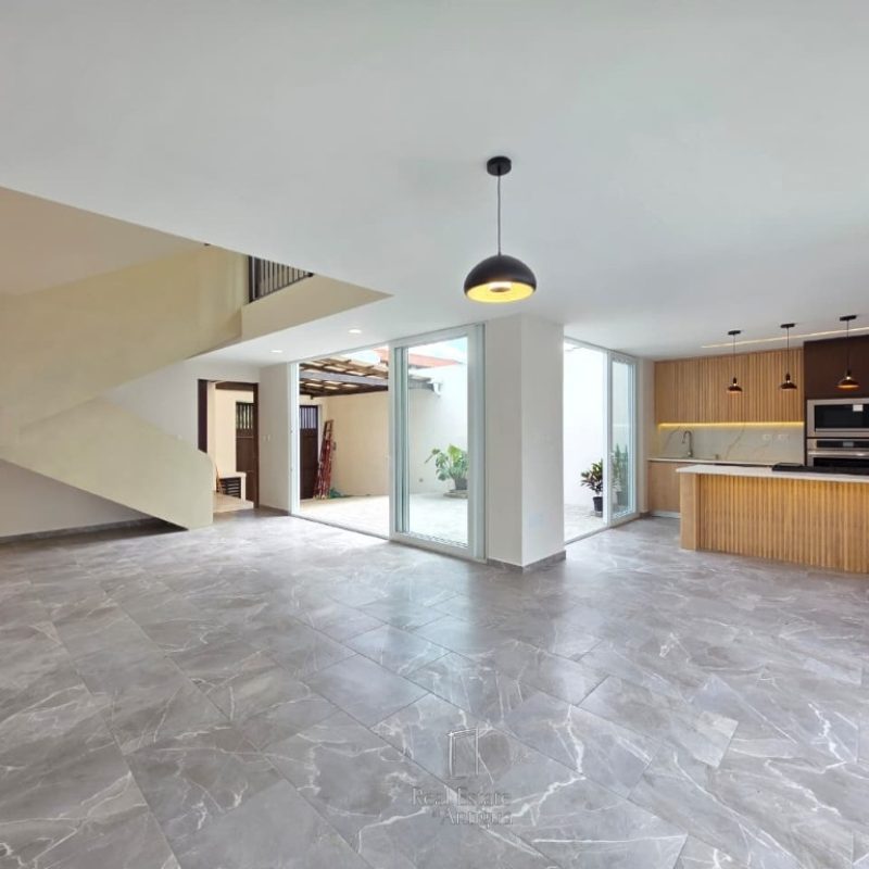 A Home with a Unique and Functional Design