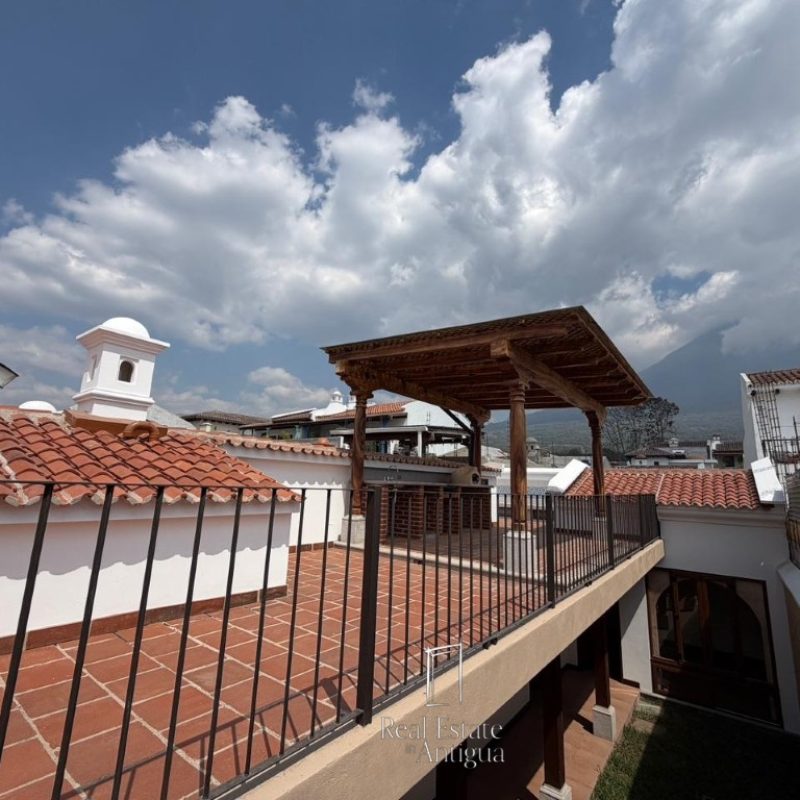 Charming One-Level Home for Rent