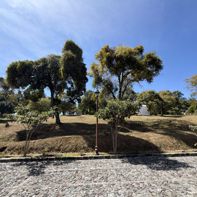 This is an excellent opportunity due to its size-to-price ratio.